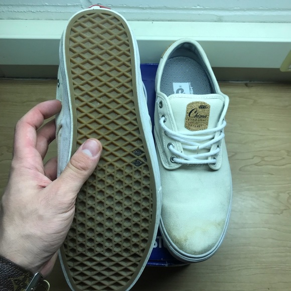 Vans - Picture 2 of 2